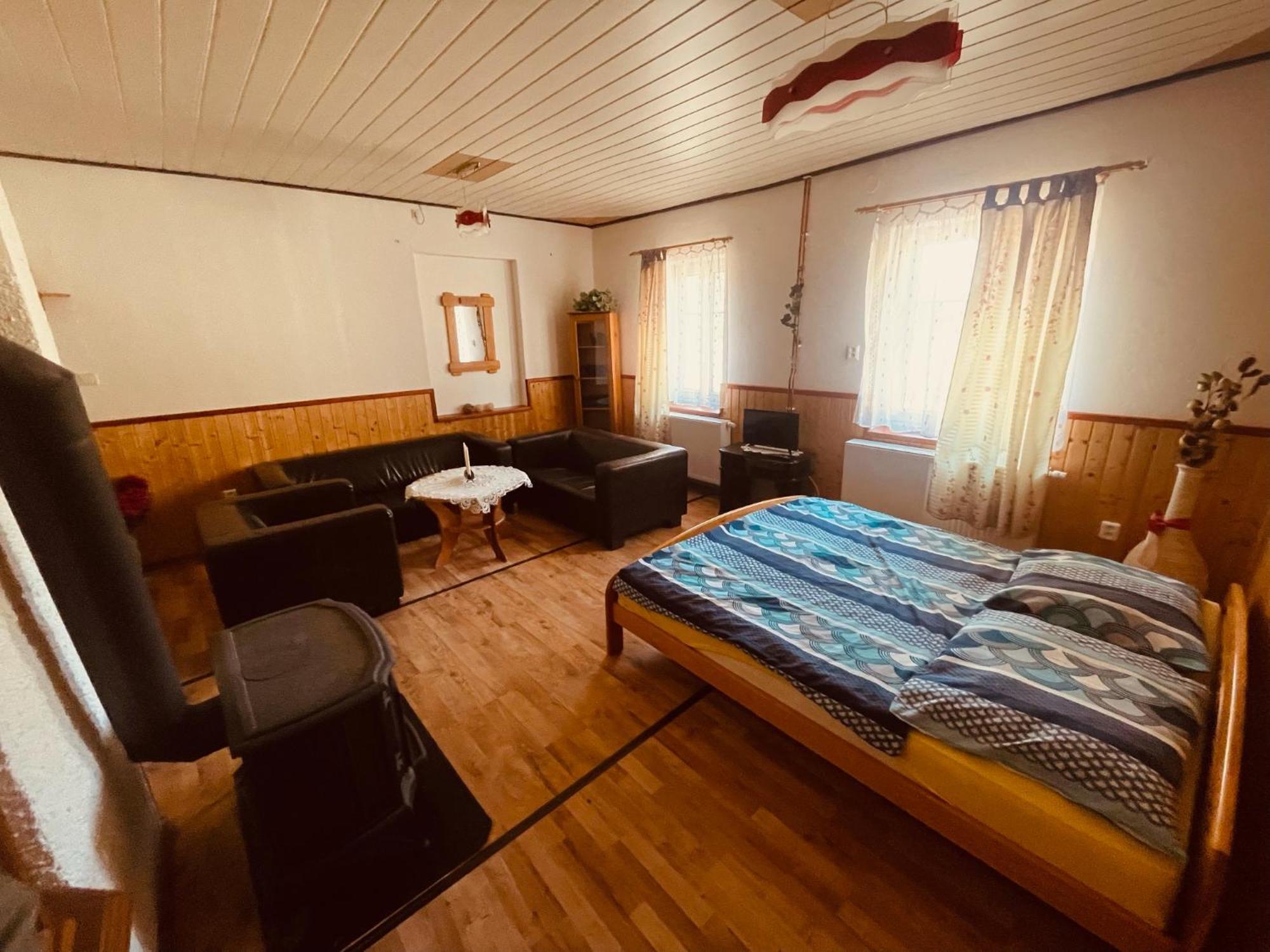 Pension Peklo Trutnov Exterior foto