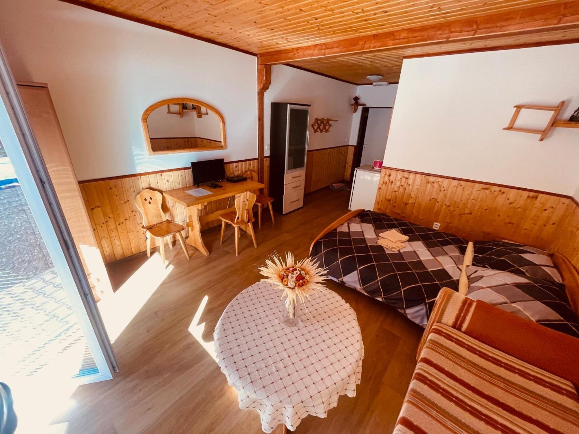 Pension Peklo Trutnov Exterior foto
