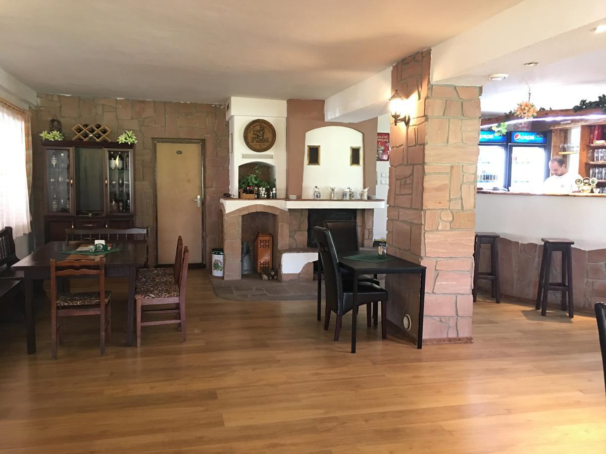 Pension Peklo Trutnov Exterior foto